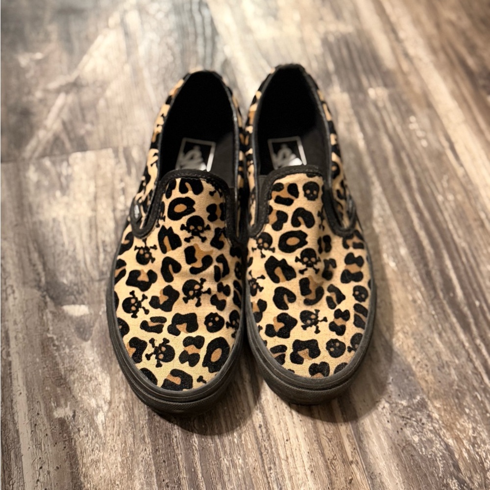 Vans Animal Print Skull Slip-Ons